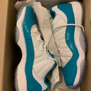 Jordan Retro 11 Aqua Safari
